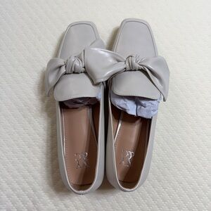 New York & Company Cream Bow Loafers